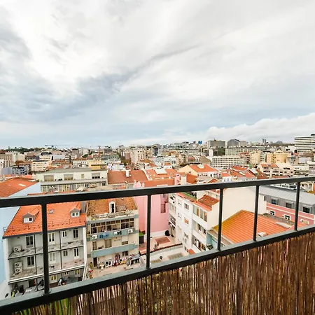 Downtown Penthouse Duplex 3 Bath 14 Guests Lisbon