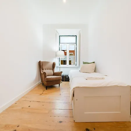 Large Duplex Penthouse 3 Bath 14 Guests Lisboa