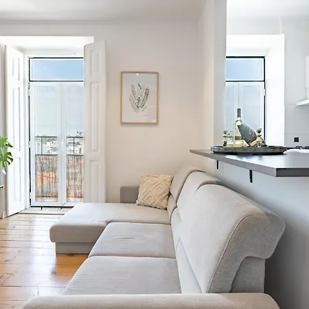 Daire Large Duplex Penthouse 3 Bath 14 Guests Lisboa