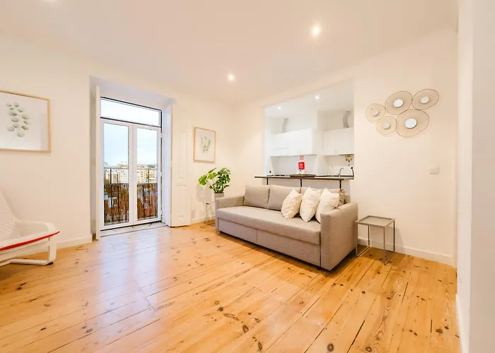 Downtown Penthouse Duplex 3 Bath 14 Guests Lisbon