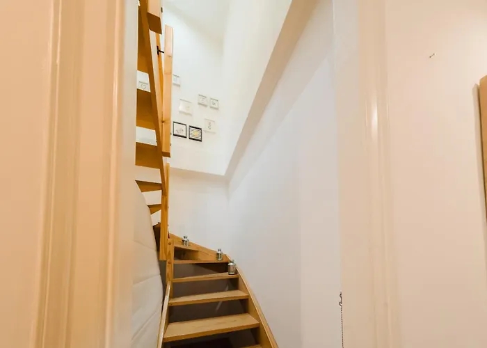 Downtown Penthouse Duplex 3 Bath 14 Guests Apartment Lisbon