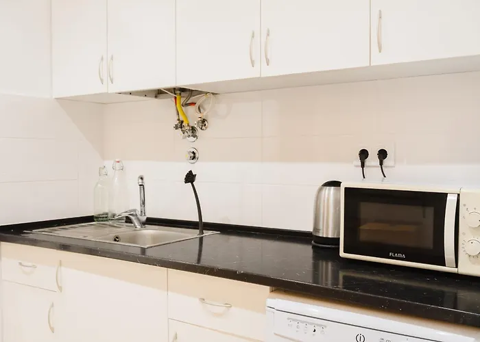 Downtown Penthouse Duplex 3 Bath 14 Guests * Lisbon