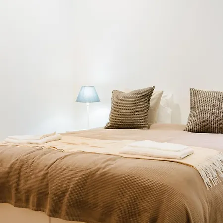 Large Duplex Penthouse 3 Bath 14 Guests Διαμέρισμα Lisboa