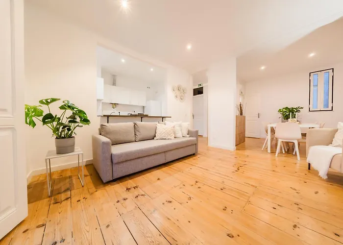 Downtown Penthouse Duplex 3 Bath 14 Guests 公寓