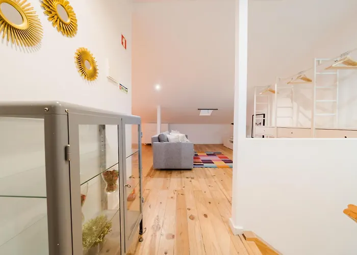 Downtown Penthouse Duplex 3 Bath 14 Guests