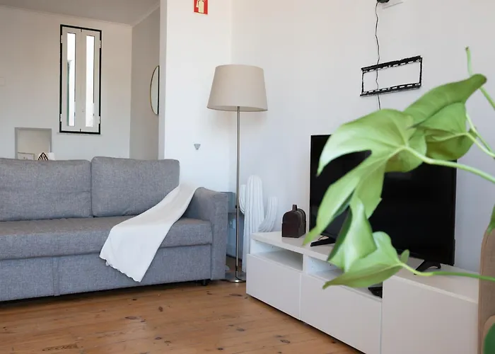 Large Duplex Penthouse 3 Bath 14 Guests Lisboa