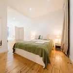Large Duplex Penthouse 3 Bath 14 Guests Daire