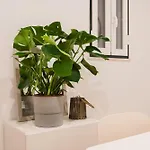 Large Duplex Penthouse 3 Bath 14 Guests *