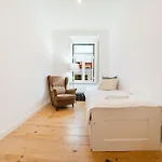 Large Duplex Penthouse 3 Bath 14 Guests Lisboa