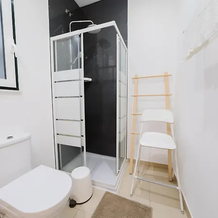 Appartement Large Duplex Penthouse 3 Bath 14 Guests Lissabon